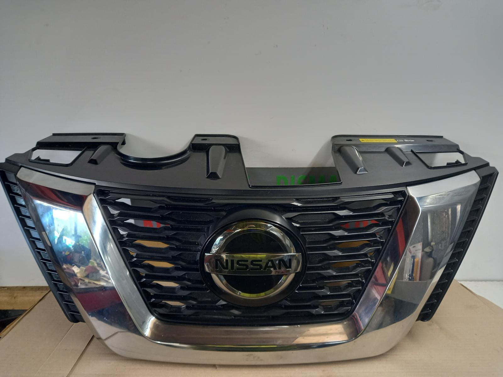 NISSAN X TRAIL Grille with camera T32 facelift Front 17-21